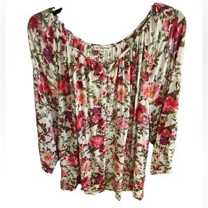 Women’s Floral Top Size 2X